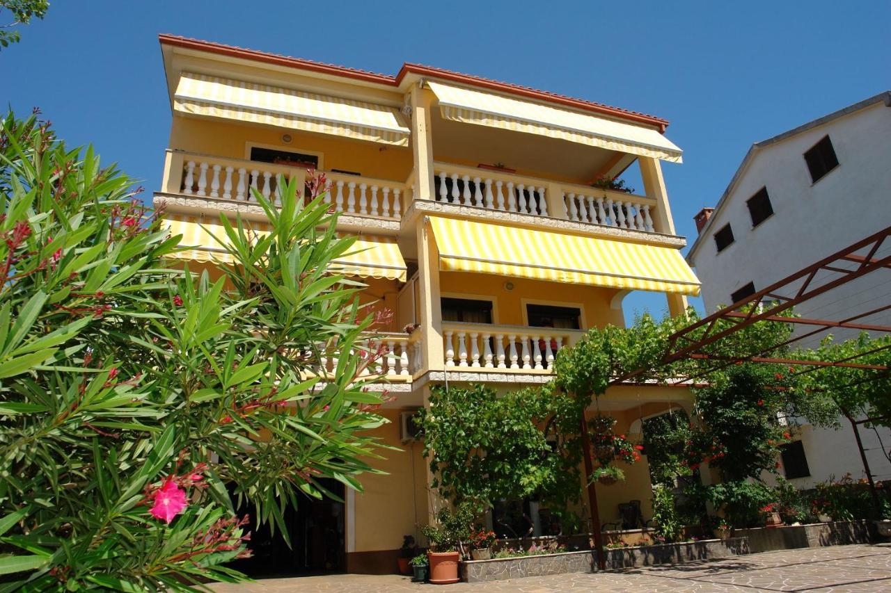 Apartment Nevelina เซลเซ ภายนอก รูปภาพ